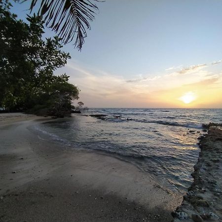 Отель Sol Y Mar Puerto Limon Экстерьер фото
